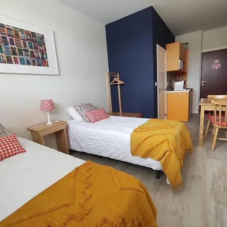 Leote House - 2 *