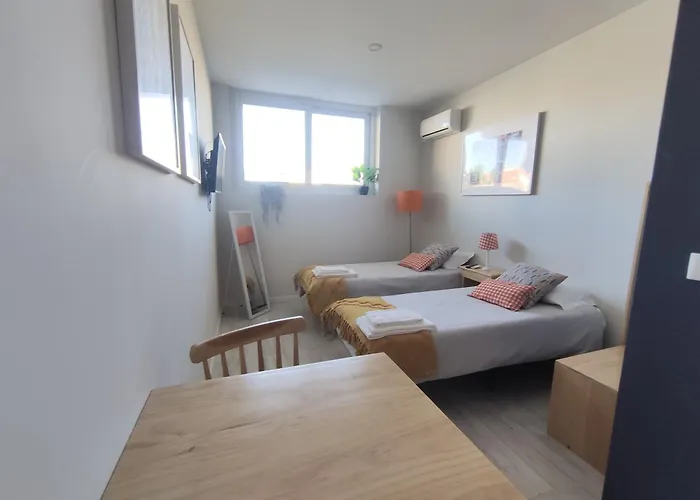 Leote House - 2 Apartman